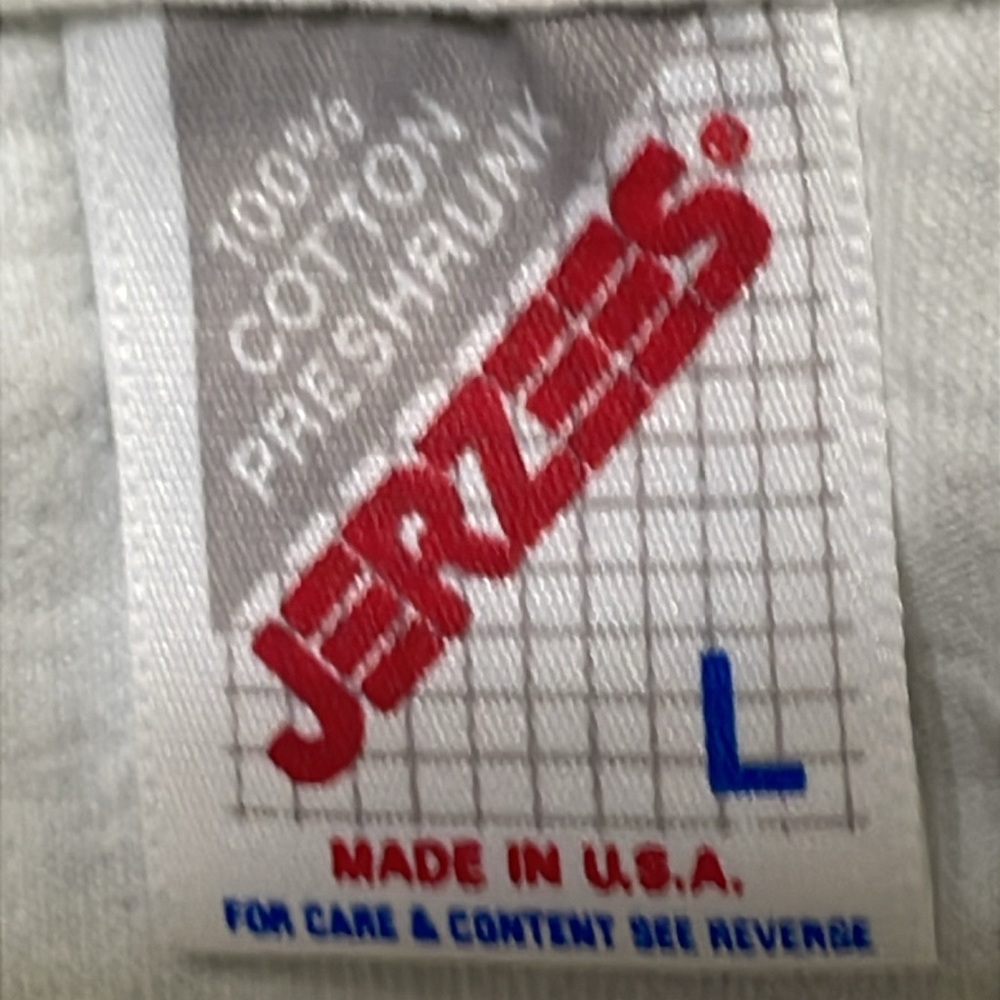 Futures So Bright We've Gotta Wear Shades Tee Shirt. NWOT. Size L. - Picture 6 of 7